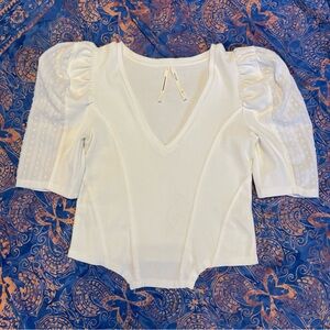 Anthropologie white top xs nwot